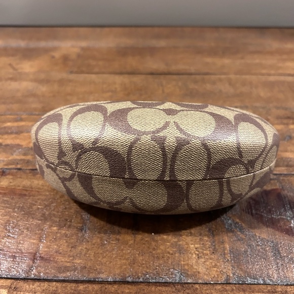 Coach Logo Hard Shell Sunglass Case in Brown Monogram. - Picture 4 of 4